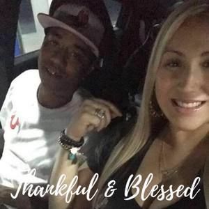 Meet your Posher, Carlos mona